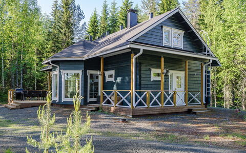 Villa Eläntätila: Bois, Sol, Sol, Meubles, Parquet, Design Intérieur, Lit Superposé, Pièce, Tache De Bois, Dur