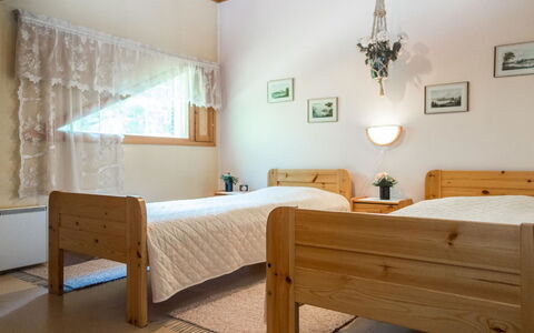 Tintintaival 2 a 8: Zone Rurale, Station De Montagne, Village, Chaîne De Montagnes, Vallée, Village De Montagne, Alpes, Eco Hôtel, Balcon, Hôtel