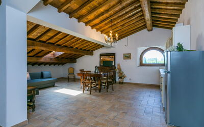 Granum 650.9: Table, Propriété, Meubles, Bois, Bâtiment, Design Intérieur, Chaise, Salon, Architecture, Ombre