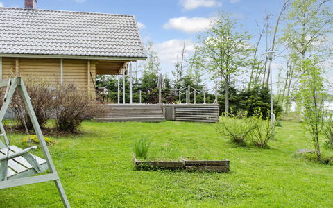 Lietukka: Meubles, Chaise, Mobilier De Jardin, Table, Bois, Tableau De Plein Air, Table Cuisine Et Salle A Manger, Ombre, Jardin, Parapluie