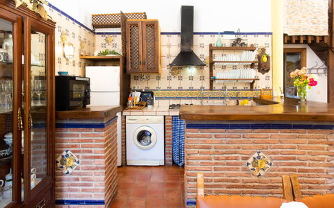 Rincón del sur: Propriété, Bois, Design Intérieur, Cuisine, Sol, Mur, Sol, Bâtiment, Gaz, Salon