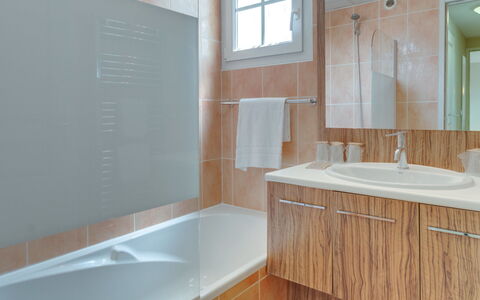 Logement:&nbsp;Domaine de Camiole 700.6