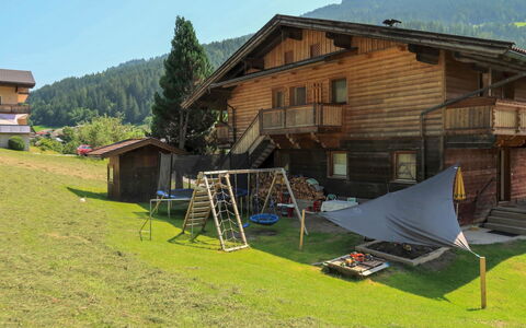 Jaggler: Ciel, Plante, Propriété, Bâtiment, Montagne, Fenêtre, Arbre, Lot Terre, Maison, Biome