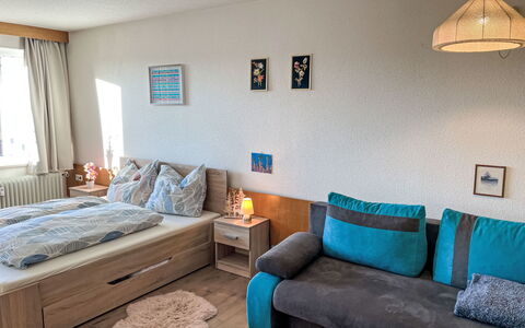 Hochstein: Meubles, Design Intérieur, Bois, Pièce, Chambre, Lit, Sol, Sol, Plafond, Éclairage