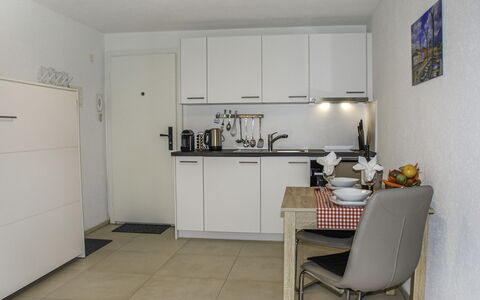 Appartamento 2- Giardino: Meubles, Propriété, Cabinetry, Bâtiment, Comptoir, Design Intérieur, Appareil De Cuisine, Maison, Sol, Cuisine