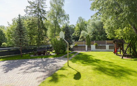 Jókai: Jardin, Ombre, Pelouse, Aménagement Paysager, Parc, Cour, Arrière-Cour, Gazon Artificiel, Clôture, Passerelle