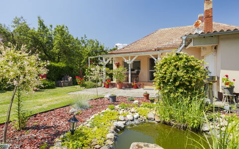 Nádor: Maison, Domicile, Zone Résidentielle, Jardin, Arbuste, Toit, Chalet, Paysage, Ferme
