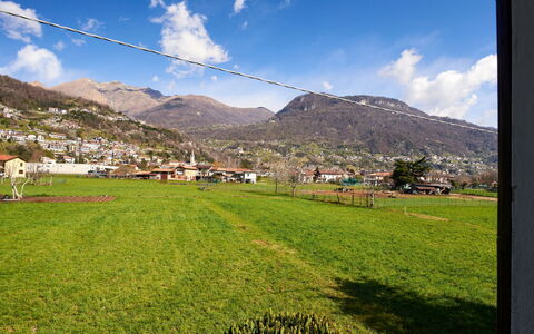 Gravedona 117: Ciel, Montagne, Jour, Bâtiment, Plante, Paysage Naturel, Maison, Végétation, Montagnes, Arbre