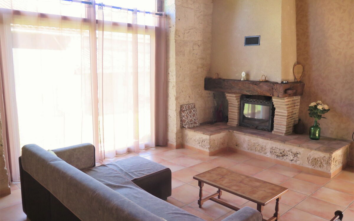 Logement:&nbsp;La Grange Jacques 600.2