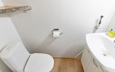 Kukasrakka 3 B 8: Bois, Maison, Neige, Chalet, Domicile, L'Hiver, Toit, Gelé, Siding, Pente