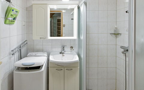 Kukasrakka 3 B 8: Bois, Maison, Neige, Chalet, Domicile, L'Hiver, Toit, Gelé, Siding, Pente