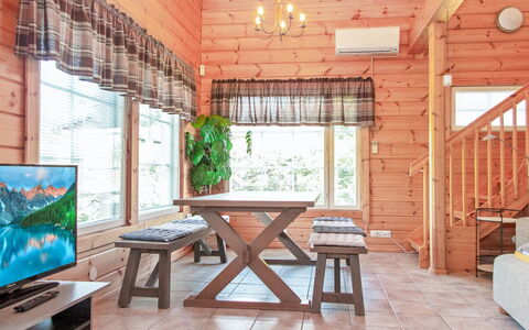 Tahkontupa: Zone Rurale, Station De Montagne, Village, Chaîne De Montagnes, Vallée, Village De Montagne, Alpes, Eco Hôtel, Balcon, Hôtel