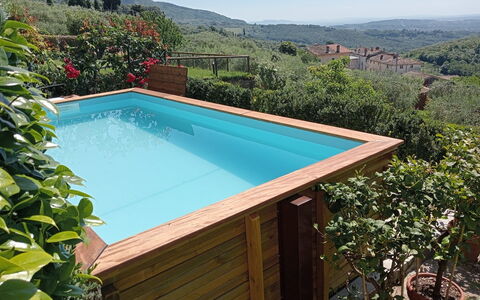Alla Collina Del Sole: Bois, Piscine, Composite, Loisir, Tache De Bois, Jardin, Arrière-Cour, Eco Hôtel, Dur, Ombre