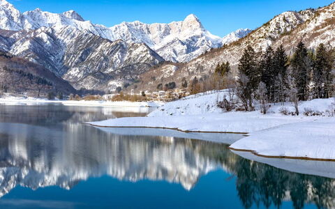 La Predaia: L'Eau, Ciel, Montagne, Neige, Paysage Naturel, Bleu Azur, Montagnes, Environnement Naturel, Arbre, Lac