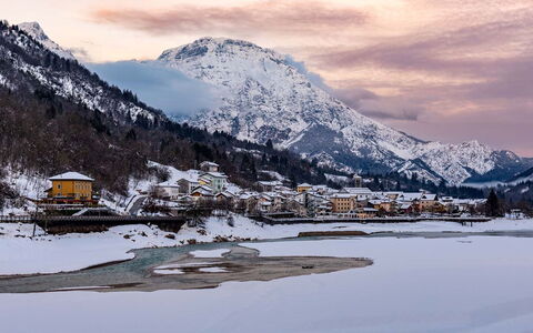 La Predaia: Nuage, Ciel, Montagne, Neige, L'Eau, Paysage Naturel, Pente, Plan D'Eau, Montagnes, Calotte Glaciaire