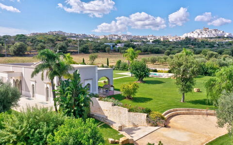 Villa Bellavista: Nuage, Ciel, Plante, Jour, La Nature, Bleu Azur, Arbre, Lot Terre, Végétation, Paysage Naturel
