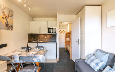 Logement:&nbsp;Home Club (Lavachet) 200.12