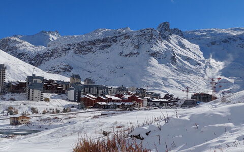 Tignes 240: Ciel, Neige, Montagne, Plante, Pente, Paysage Naturel, Paysage, Glacial Relief, Gelé, Montagnes Relief