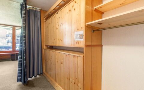 Le Bollin (Val Claret): Cabinetry, Propriété, Bois, Tache De Bois, Sol, Sol, Bâtiment, Dur, Immobilier, Plafond