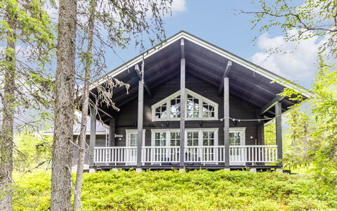 Tiera: Domicile, Chalet, Siding, Porche, Biens, Ombre, Ferme, Des Bois, Cabane En Rondins, Batiments Jardin
