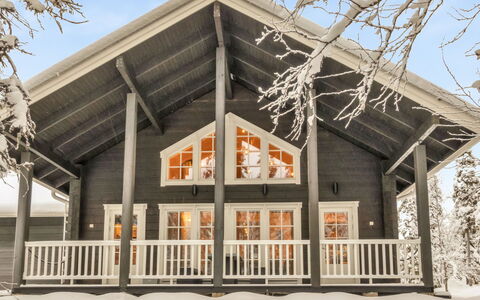 Tiera: Bois, Domicile, Maison, Chalet, Siding, L'Hiver, Gelé, Porche, Neige, Cabane En Rondins