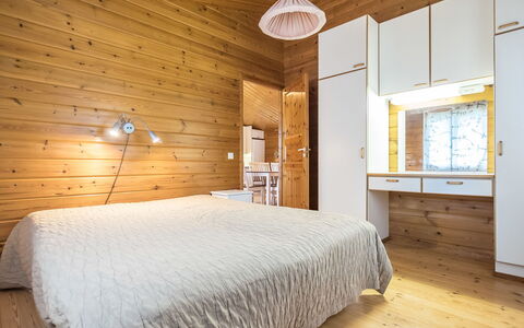 Paroni: Lit, Meubles, Chambre, Design Intérieur, Literie, Drap De Lit, Sol, Bois, Sol, Pièce