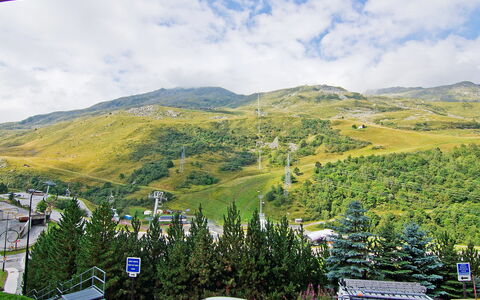 Astragale 412 a: Montagnes Relief, Montagnes, Montagne, Région Sauvage, Ciel, Chaîne De Montagnes, Colline, Véhicule, Station De Montagne, Véhicule De Luxe