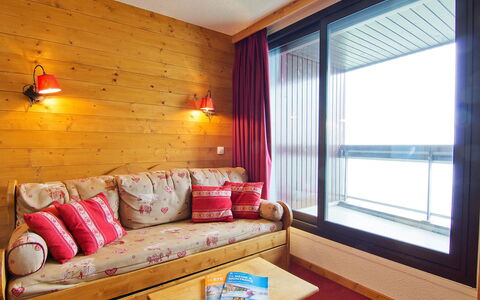 Logement:&nbsp;Origanes 525 200.7