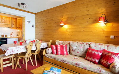 Logement:&nbsp;Origanes 525 200.7