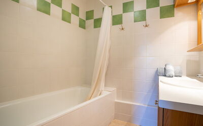 Logement:&nbsp;Origanes 226 200.4