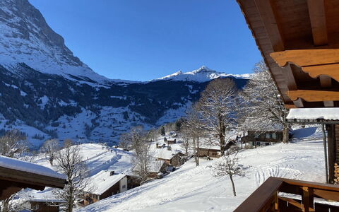 Chalet Snowflake: Ciel, Montagne, Neige, Bâtiment, Pente, Nuage, Gelé, Montagnes Relief, Paysage, Arbre