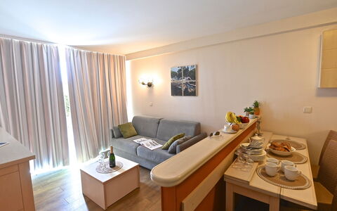 Logement:&nbsp;Le Village (C6013) 400.65