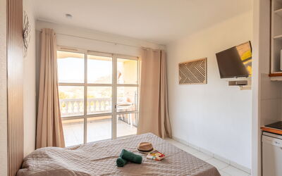 Logement:&nbsp;Le Village (C5 232) 400.31