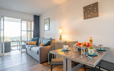 Logement:&nbsp;Le Village (C8 245) 400.11
