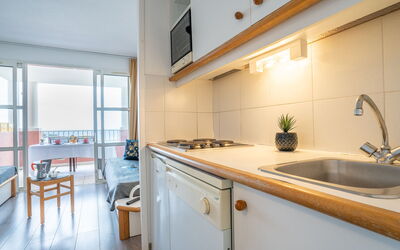 Logement:&nbsp;Le Village (E1212) 400.25