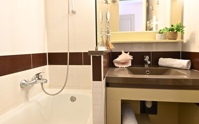 Logement:&nbsp;Le Village (C6013) 400.65