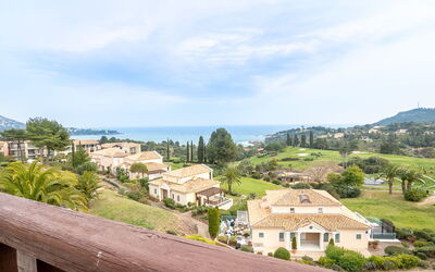 Logement:&nbsp;Le Village (C4324) 400.64