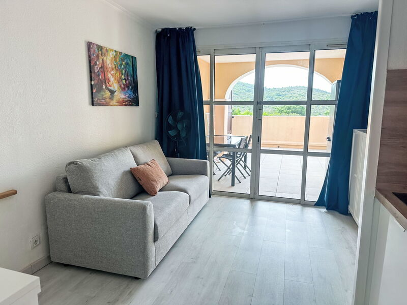 Logement:&nbsp;Le Village (C1201) 400.8