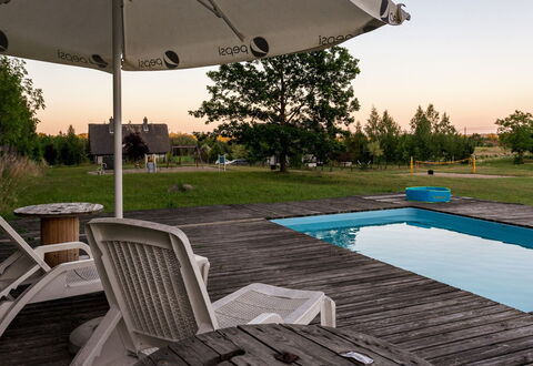 Szelągówka 100 M2: Mobilier De Jardin, Piscine, Meubles, Recours, Parapluie, Ombre, Chaise, Balancelle, Plate-Forme, Loisir