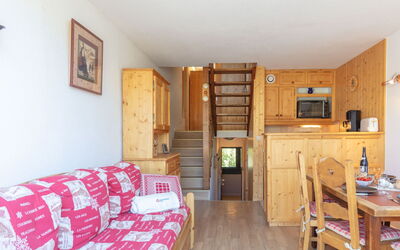 Logement:&nbsp;Brelin la Challe 832 400.17