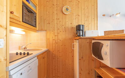 Logement:&nbsp;Brelin la Challe 832 400.17