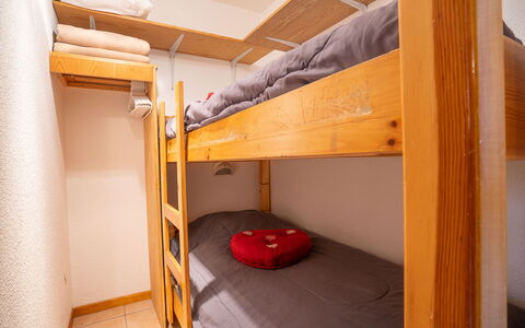 Les Menuires 300: Confort, Bois, Design Intérieur, Sol, Sol, Mur, Maison, Dur, Bâtiment