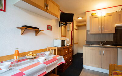 Logement:&nbsp;Sarvan 625 300.3
