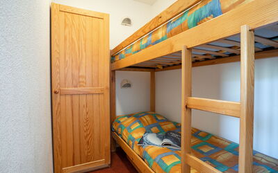 Logement:&nbsp;Sarvan 404 300.10