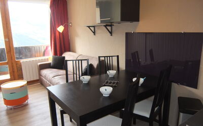 Logement:&nbsp;Villaret 604 630.8
