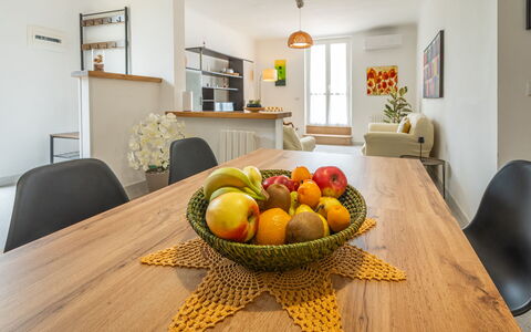La Casa Di Campagna: Meubles, Design Intérieur, Sol, Table, Mur, Salle À Manger, Bois, Chaise, Table Cuisine Et Salle A Manger, Sol