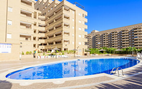 Jardines del Mar Ii - Marina D'Or: L'Eau, Bâtiment, Propriété, Plante, Bleu Azur, Piscine, Fenêtre, Architecture, Design Urbain, Condominium