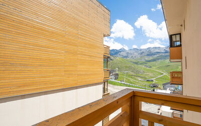 Vanoise 578 610.18: Ciel, Propriété, Nuage, Bâtiment, Bois, Ombre, Architecture, Tache De Bois, Arbre, Dur