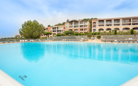 Agay Village Cap Esterel 700