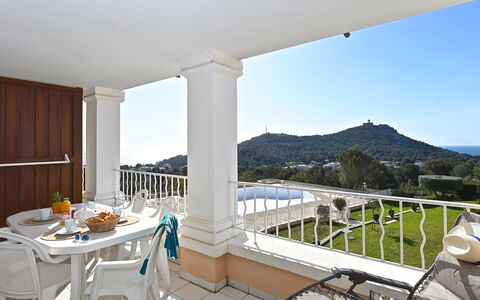 Agay Village Cap Esterel 700: Appartement, Balcon, Chaise, Villa, Appartement Penthouse